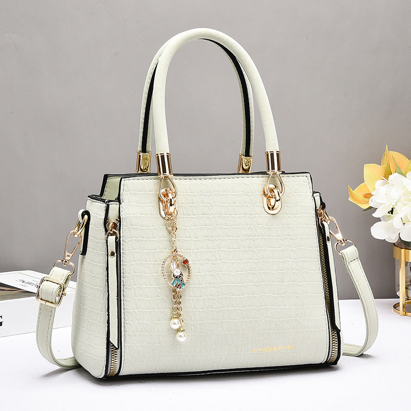 Women's Niche Fashion Large Capacity Portable Women's Shoulder Bag