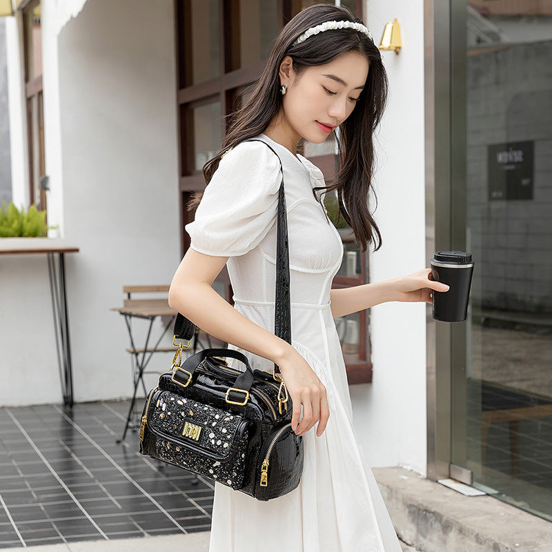 Women's Crocodile Pattern Patent Leather High-grade Fashion Shiny Light Bags