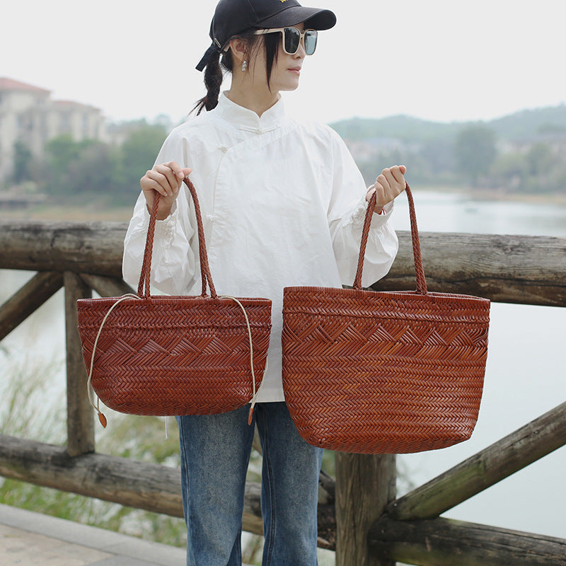 First Layer Cowhide Hand-woven Seaside Holiday Women's Shoulder Bag