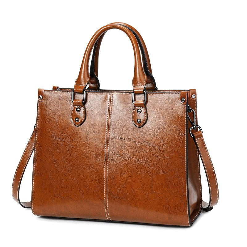 Women's Portable Large Capacity Retro French Commuter Women's Handbag