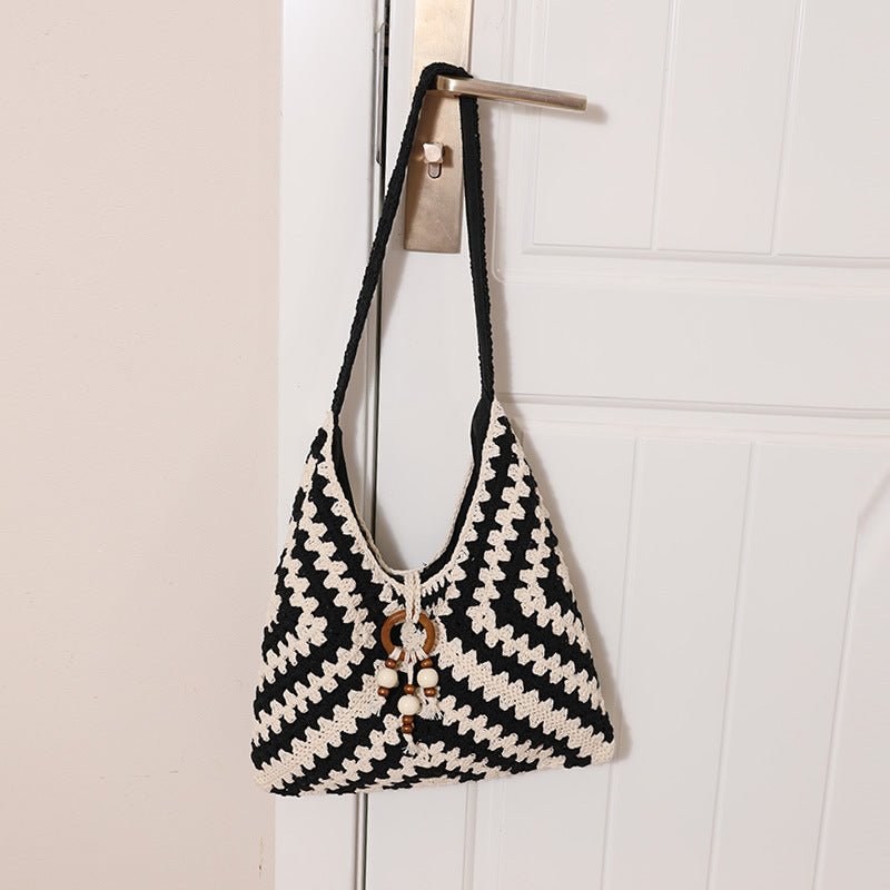 Women's Thread Woven Tassel Straw Vacation Style Beach Bags