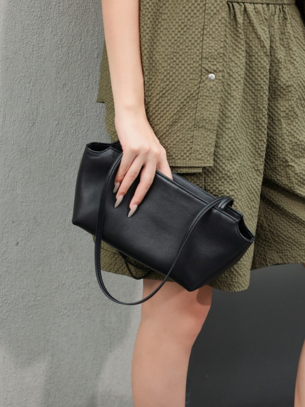 Women's Genuine Leather Sheepskin Commuter Design Underarm Shoulder Bags