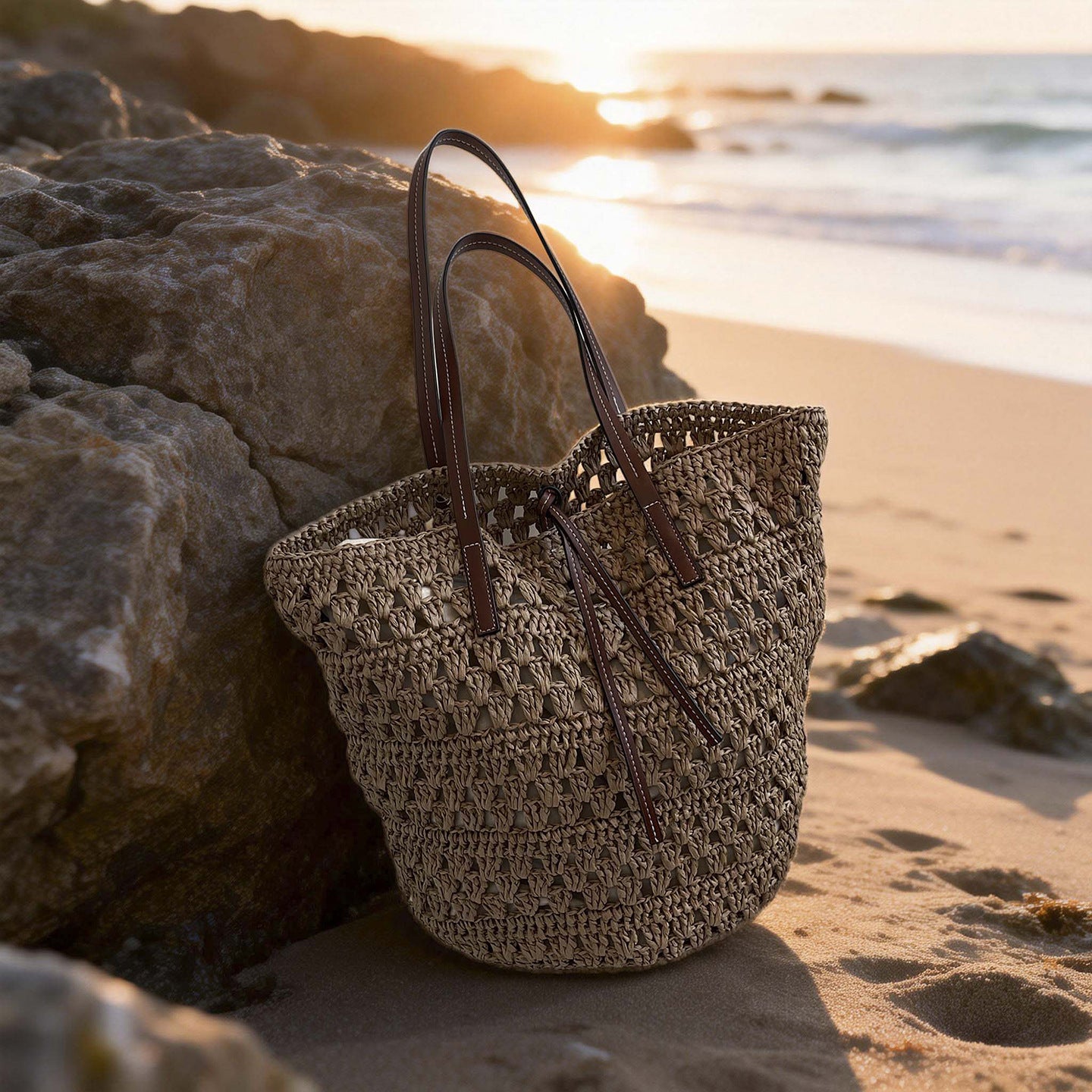 Hollow Woven Hand Carrying Straw Female Seaside Vacation Tote Bag