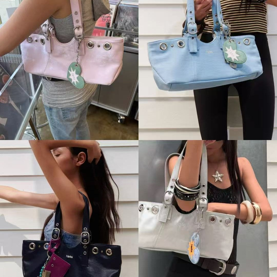 Niche Rivet Large Capacity Fashion Portable Bags
