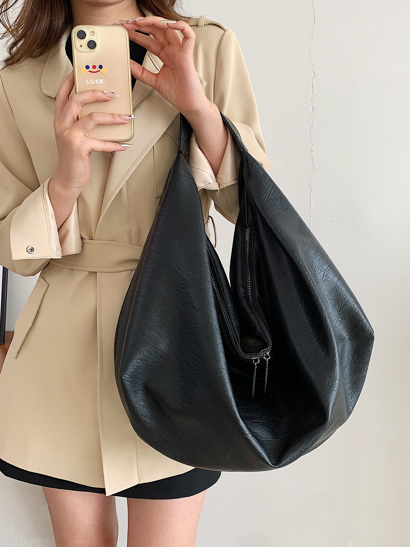 Women's Soft Leather Large Capacity Dumpling Trendy Tote Bag