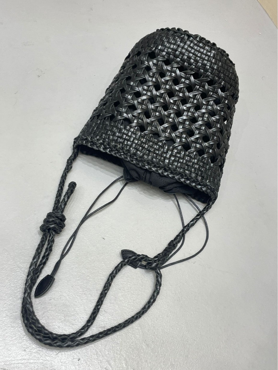 French Woven Vegetable Basket Layer Cowhide Bucket Bag