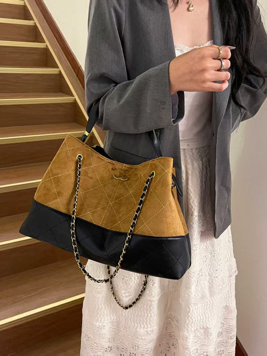 Classic Style High-grade Fashionable Suede Rhombus Chain Large Capacity Underarm Bag