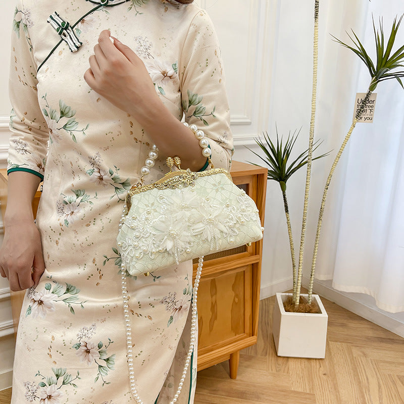 Pearl Embroidered Fashion Cheongsam Banquet Clutch Bags