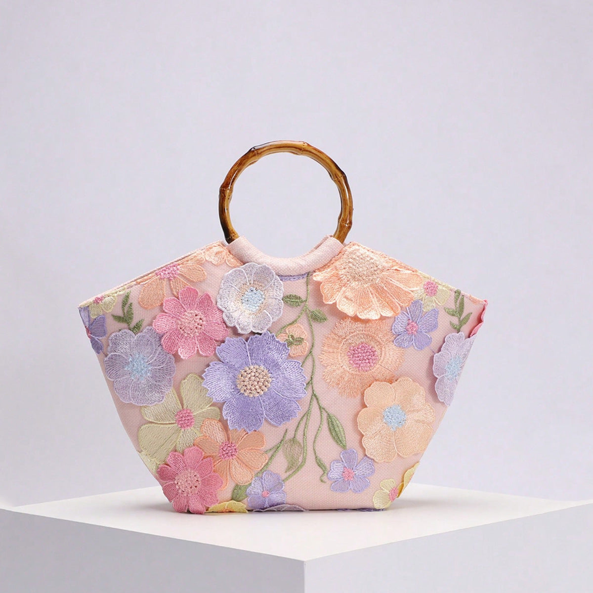 Women's Seaside Vacation Style Embroidered Three-dimensional Applique Sequined Flower Bamboo Tote Bag