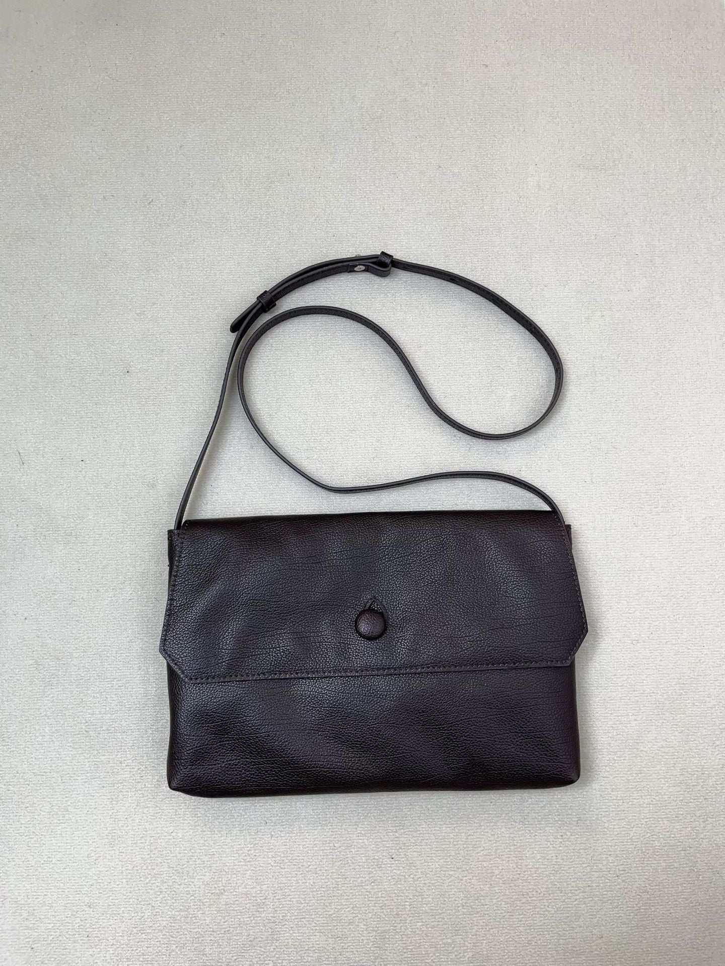 Women's Korean Style Niche Button Large Minimalist Top Layer Leather Bags