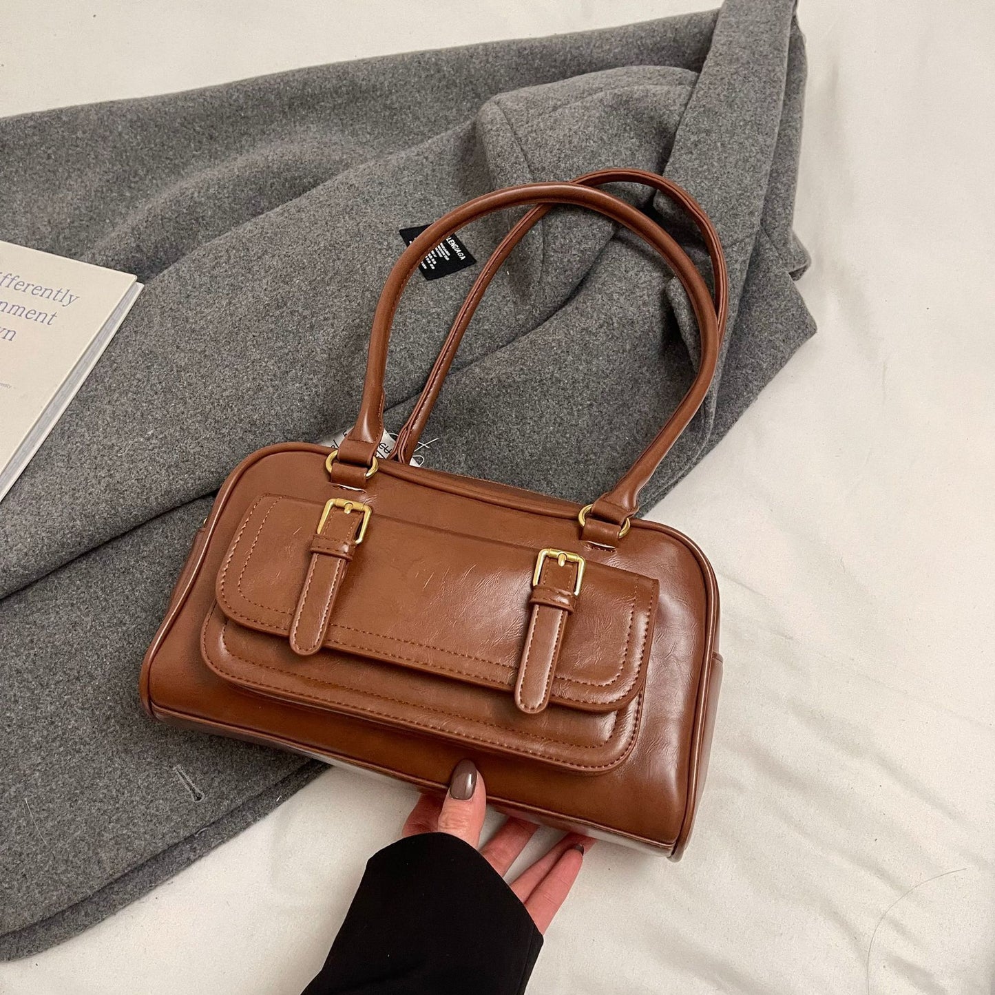 Women's South Style High Sense Pillow Retro Boston Commuter Shoulder Bags