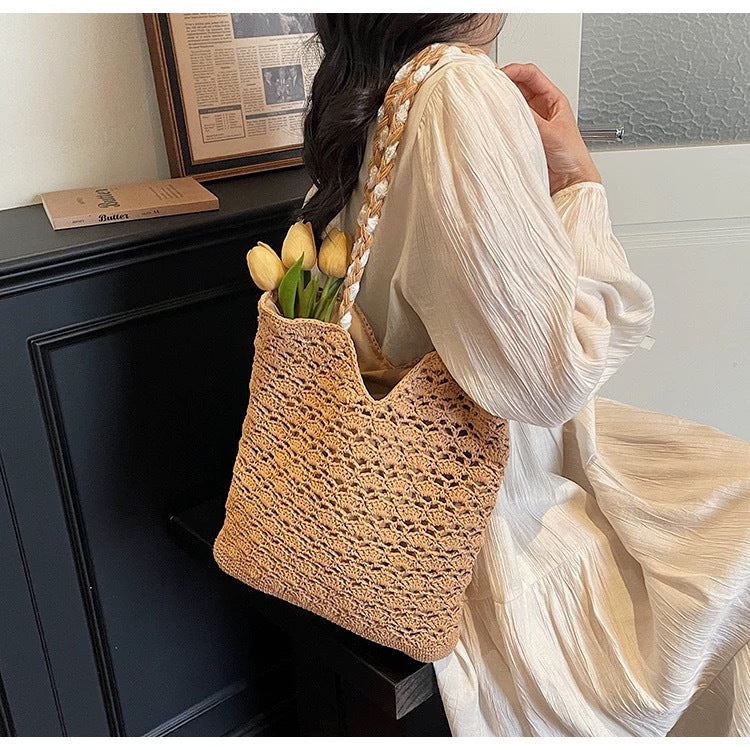 Women's Hand-woven Underarm Large Capacity Totes High-grade Niche Bags