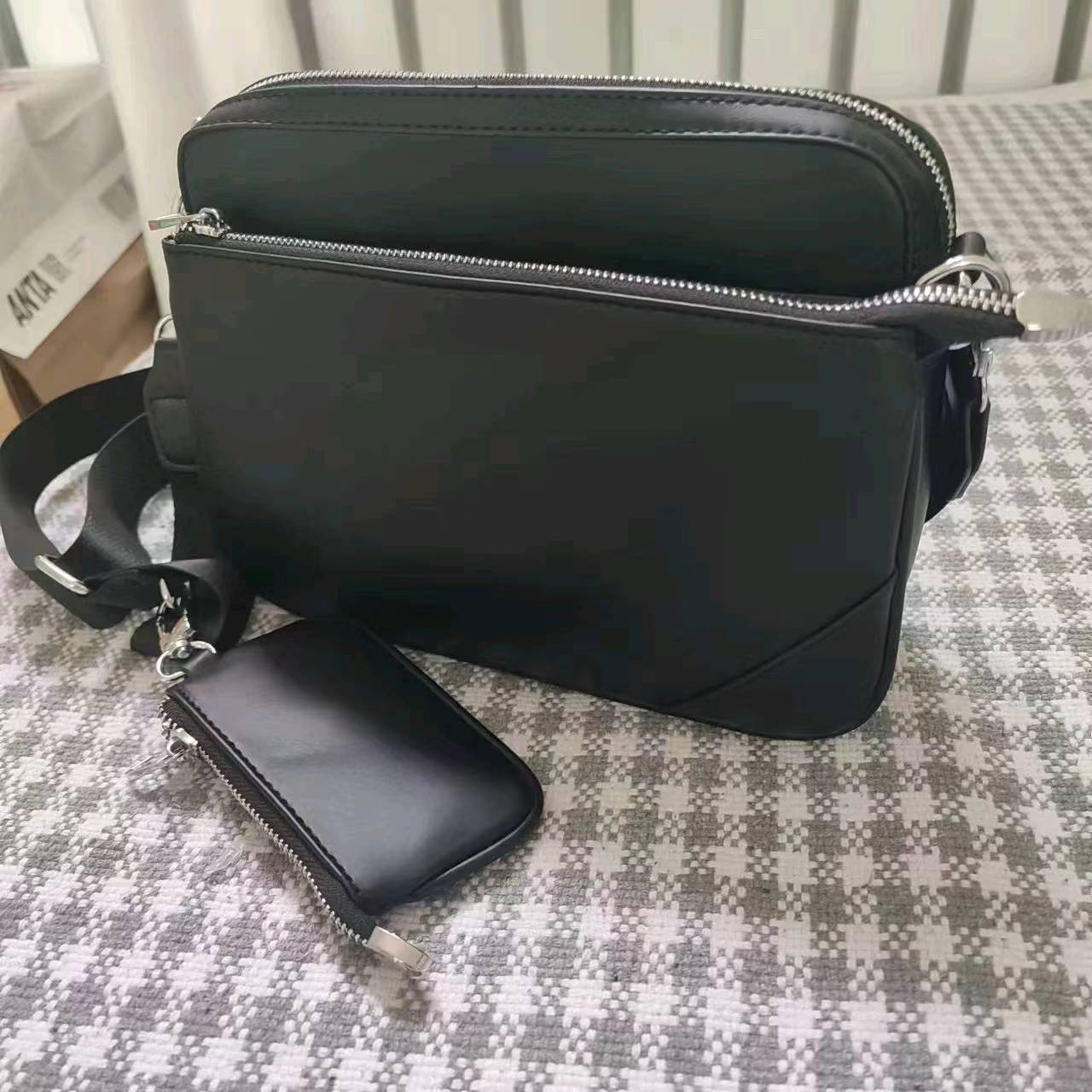 Embossed Three-piece Hot Stamping Three-in-one Black Bags
