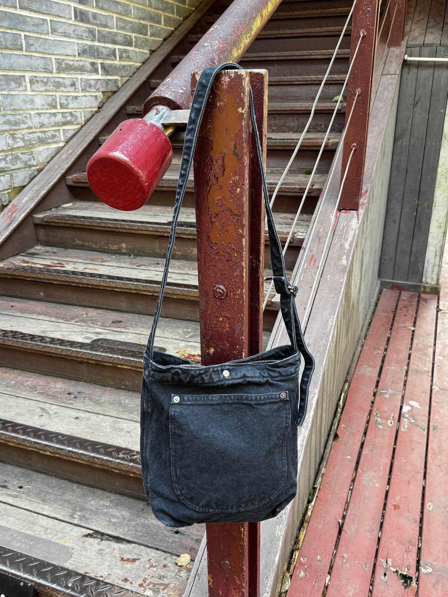 Retro Washed Canvas Large Capacity Style Women's Messenger Bag