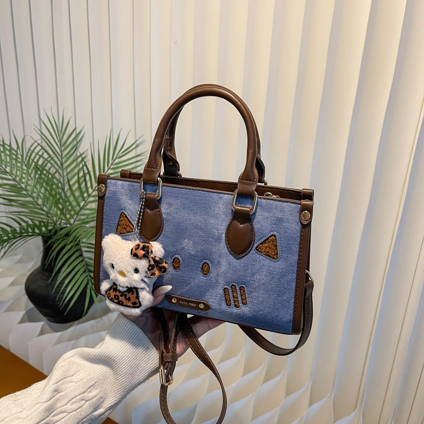 Women's Large Capacity Cute Light Luxury High-grade Women's Messenger Bag