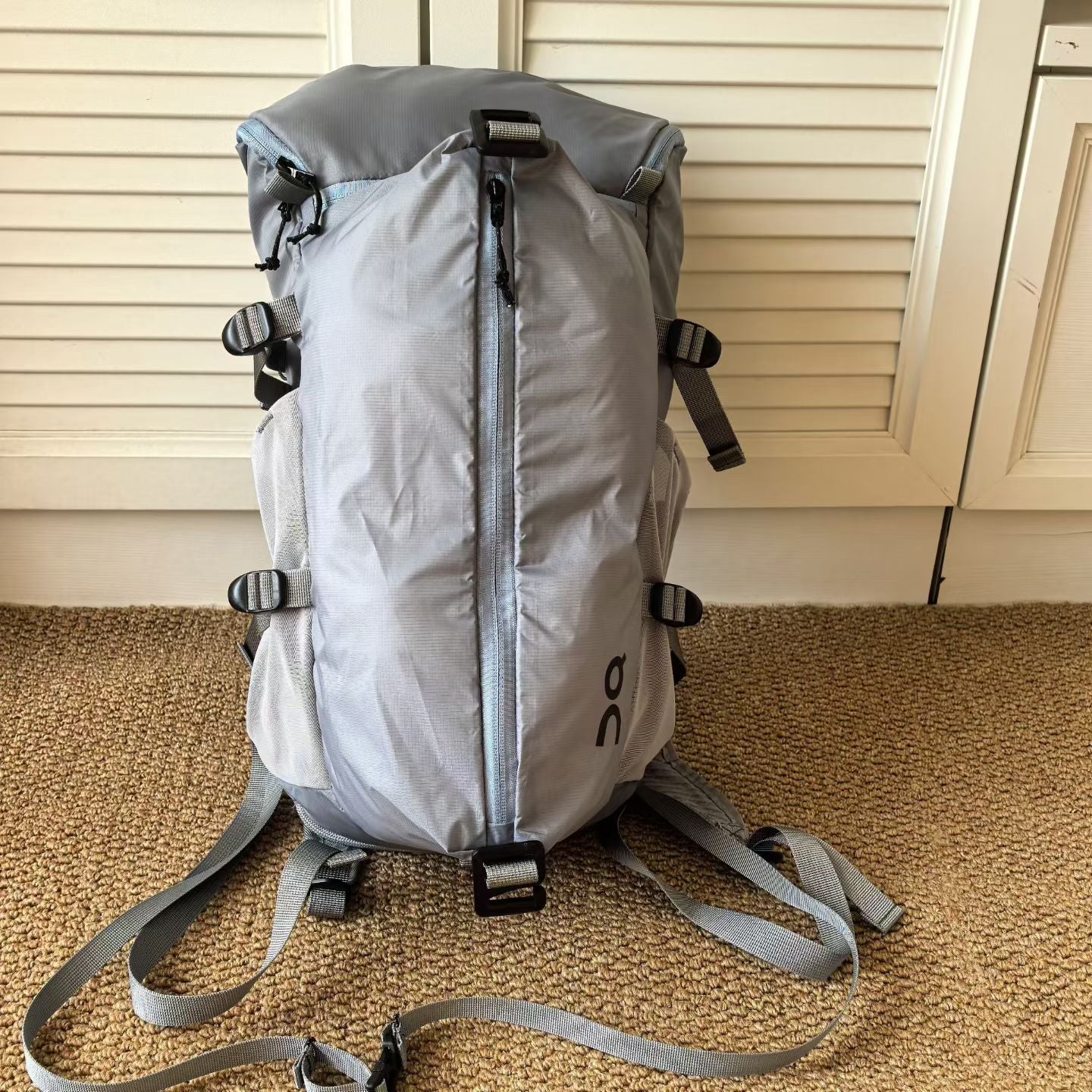 Cool Large Main Compartment Commuter Capacity Backpacks