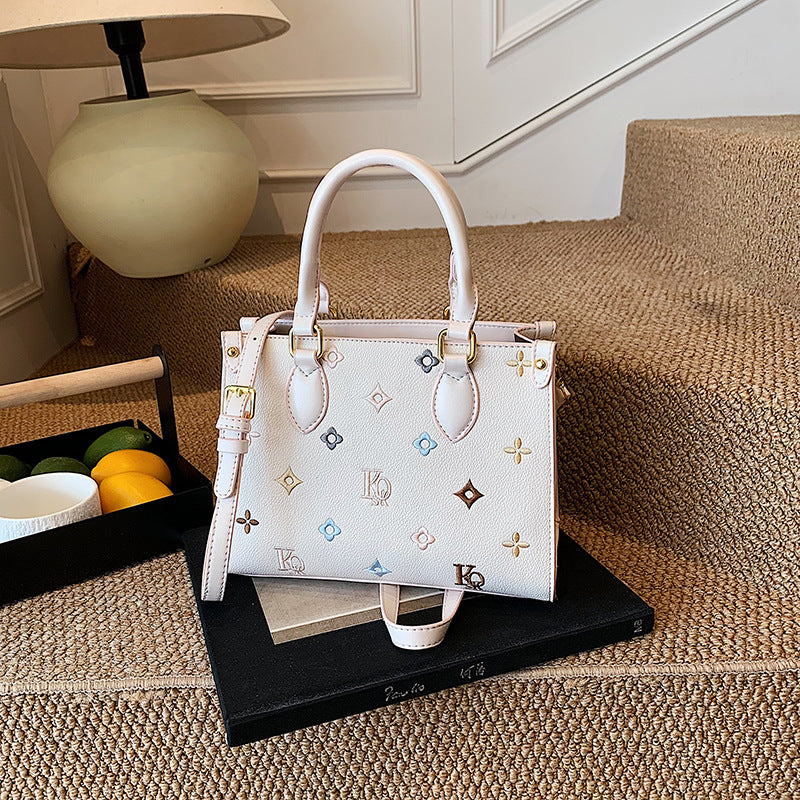 Popular Super Embroidered Good-looking Contrast Color Cute Small Square Bags