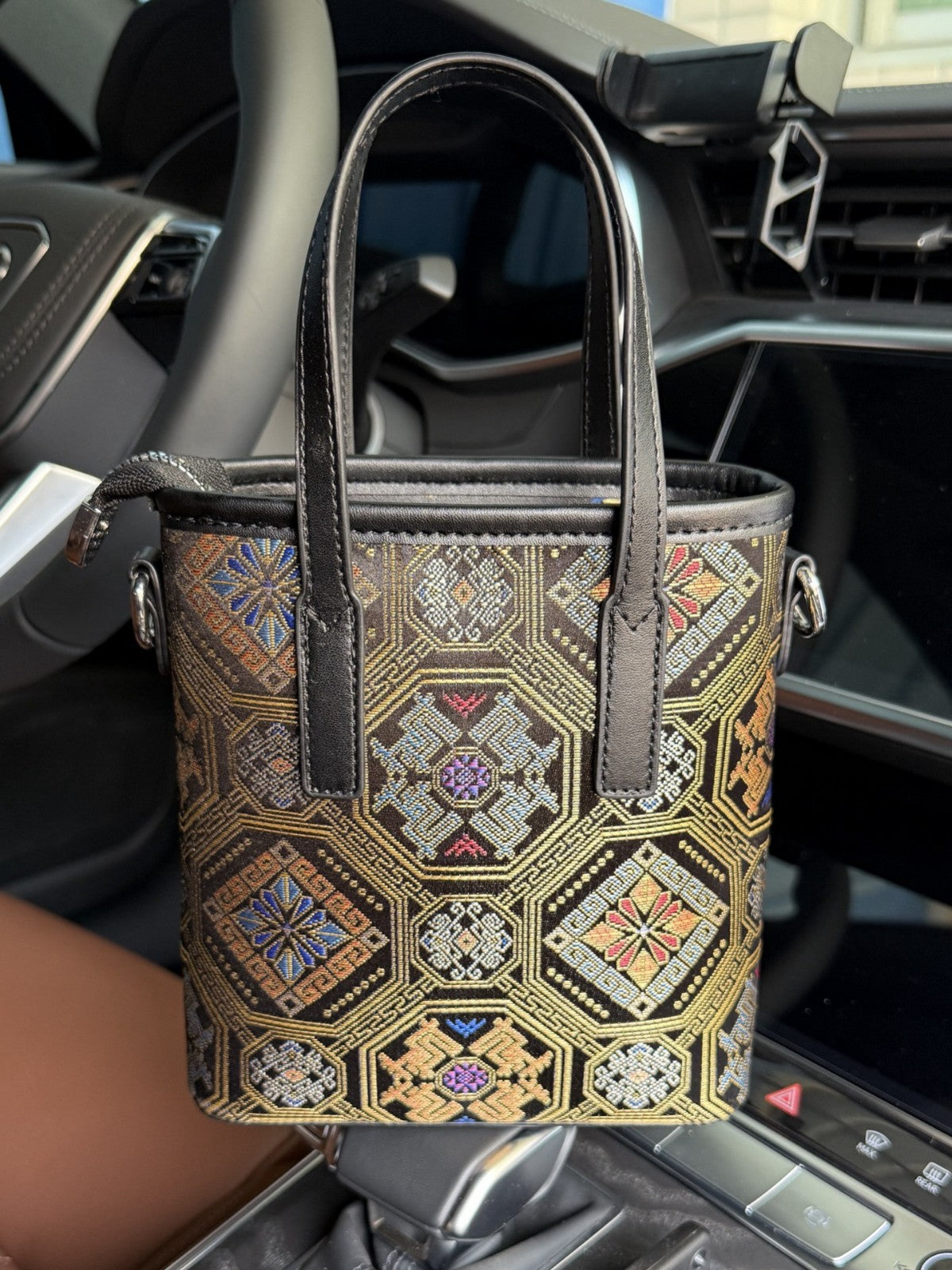 Women's Jin Trendy National Style Mobile Music Phone Bags