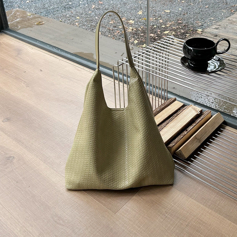 Women's Niche Woven Large Capacity Commute Underarm Bags