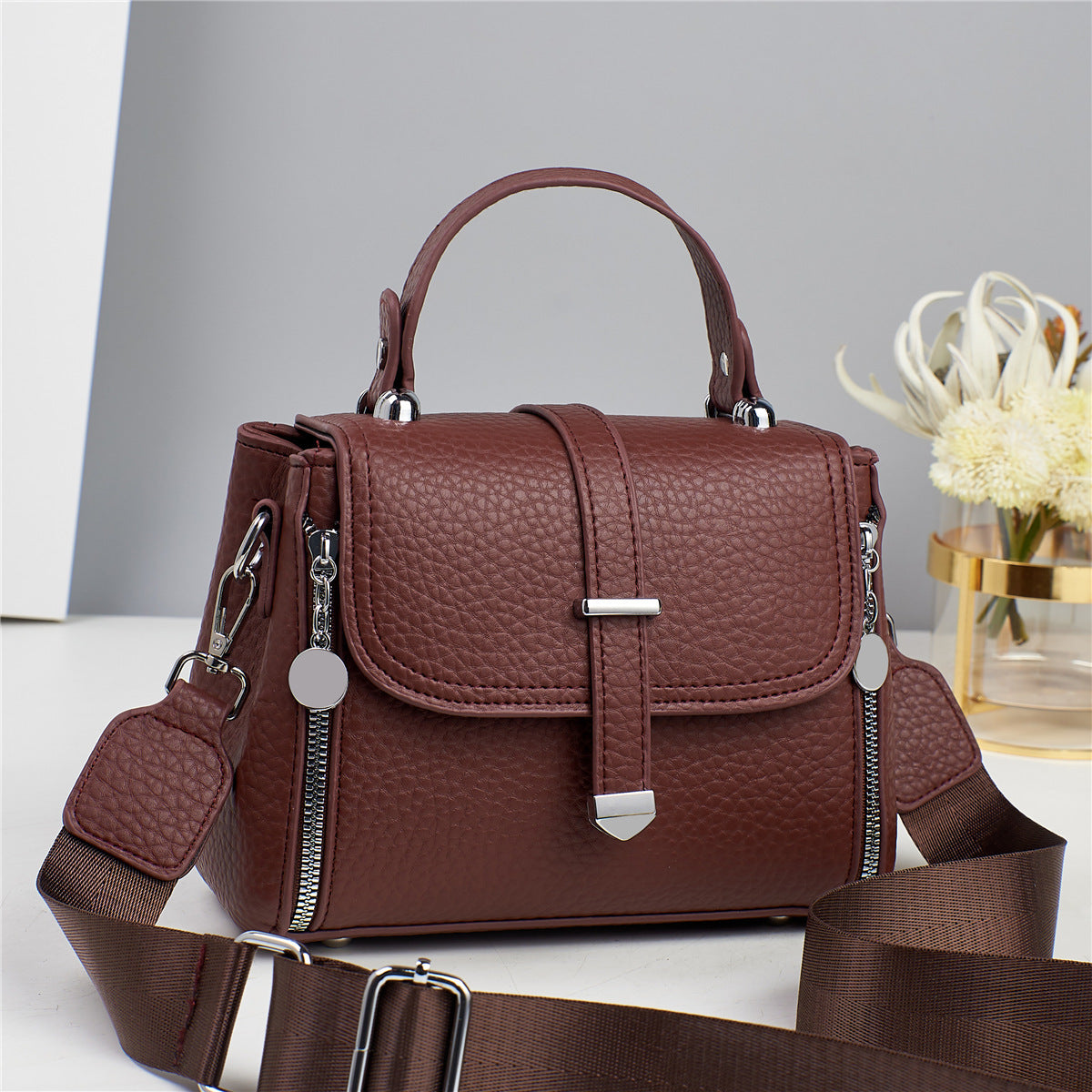 Graceful Cool Women's Portable Fashion Trendy Bags