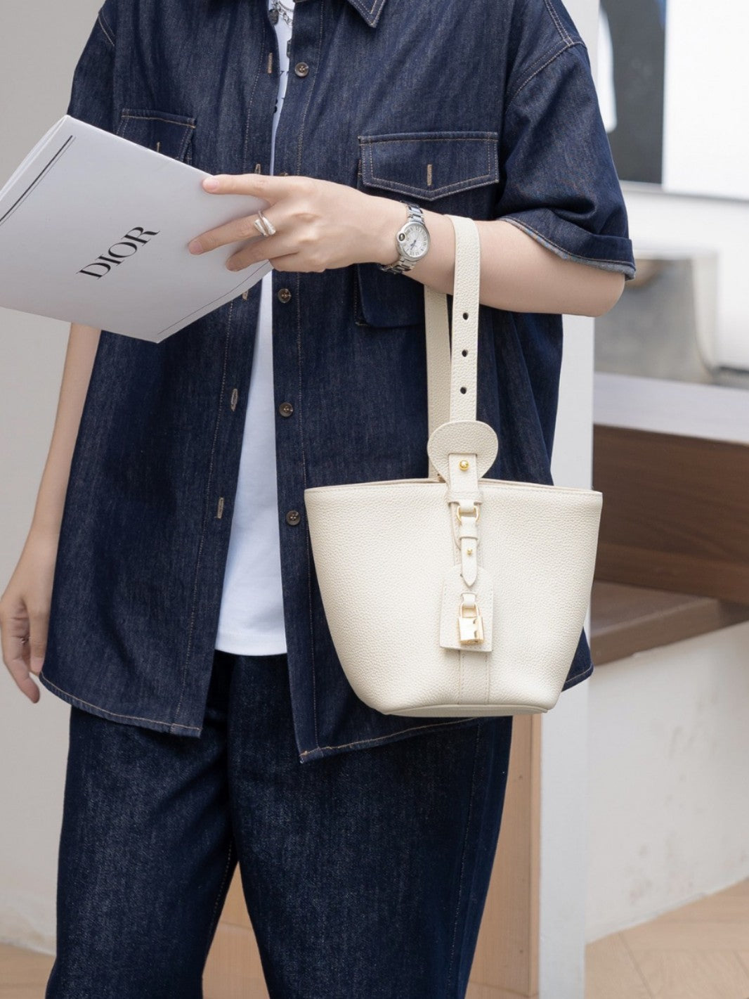 Women's Top Layer Leather Fashion Retro Bucket Bag