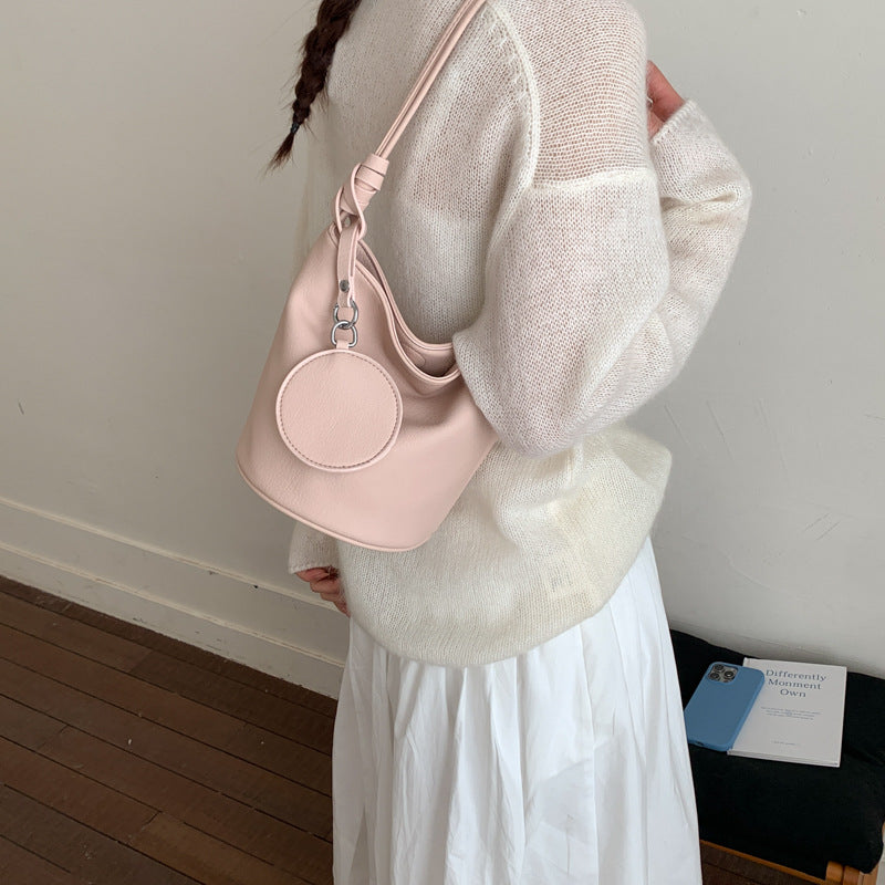 Women's Korean Spring Fashion Underarm Carrying Simple Bucket Bag