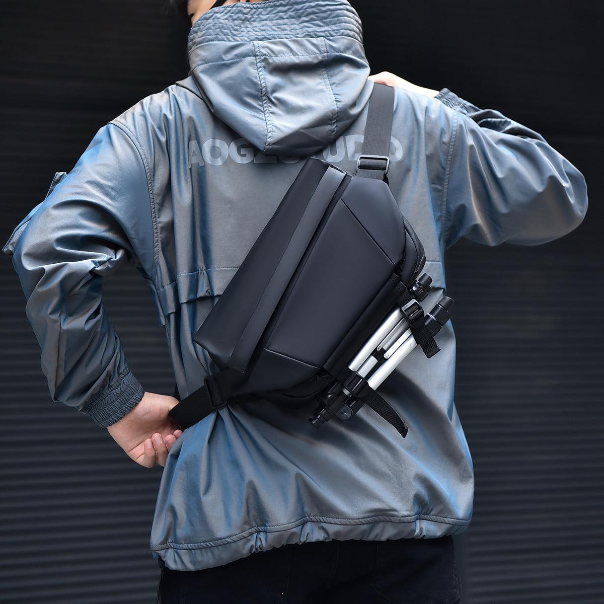 Men's Large Capacity Trendy Fashion Riding Business Men's Messenger Bag