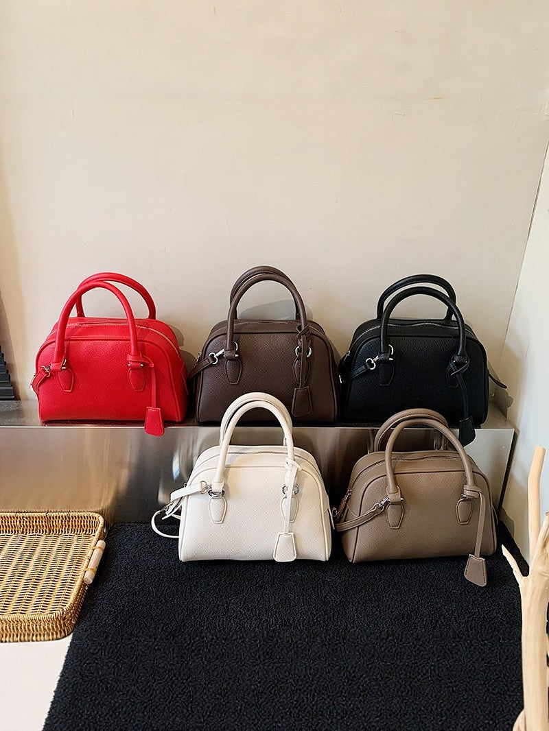 Women's Simple Large Capacity Fashion Retro Commuter Women's Shoulder Bag