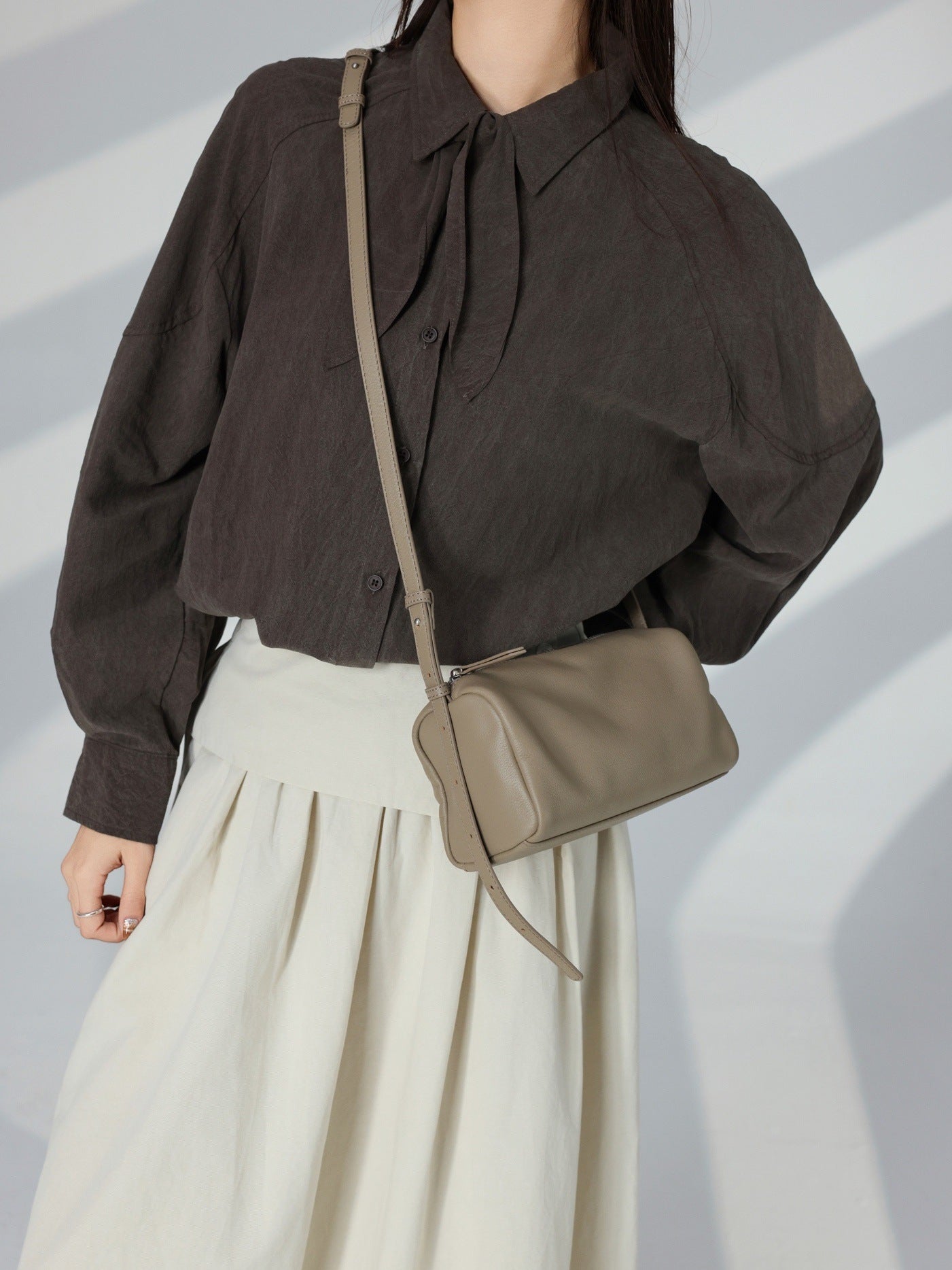 Minimalist Solid Color Korean Style High Sense Niche Leather Cylinder Underarm Bag
