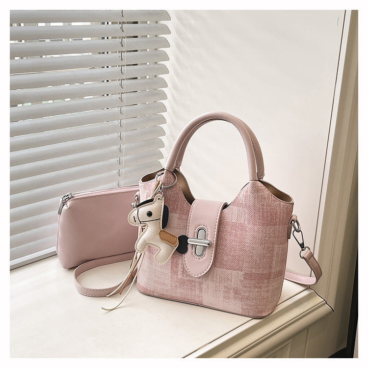 Women's Large Capacity Portable Vegetable Basket Fashion Bucket Bag