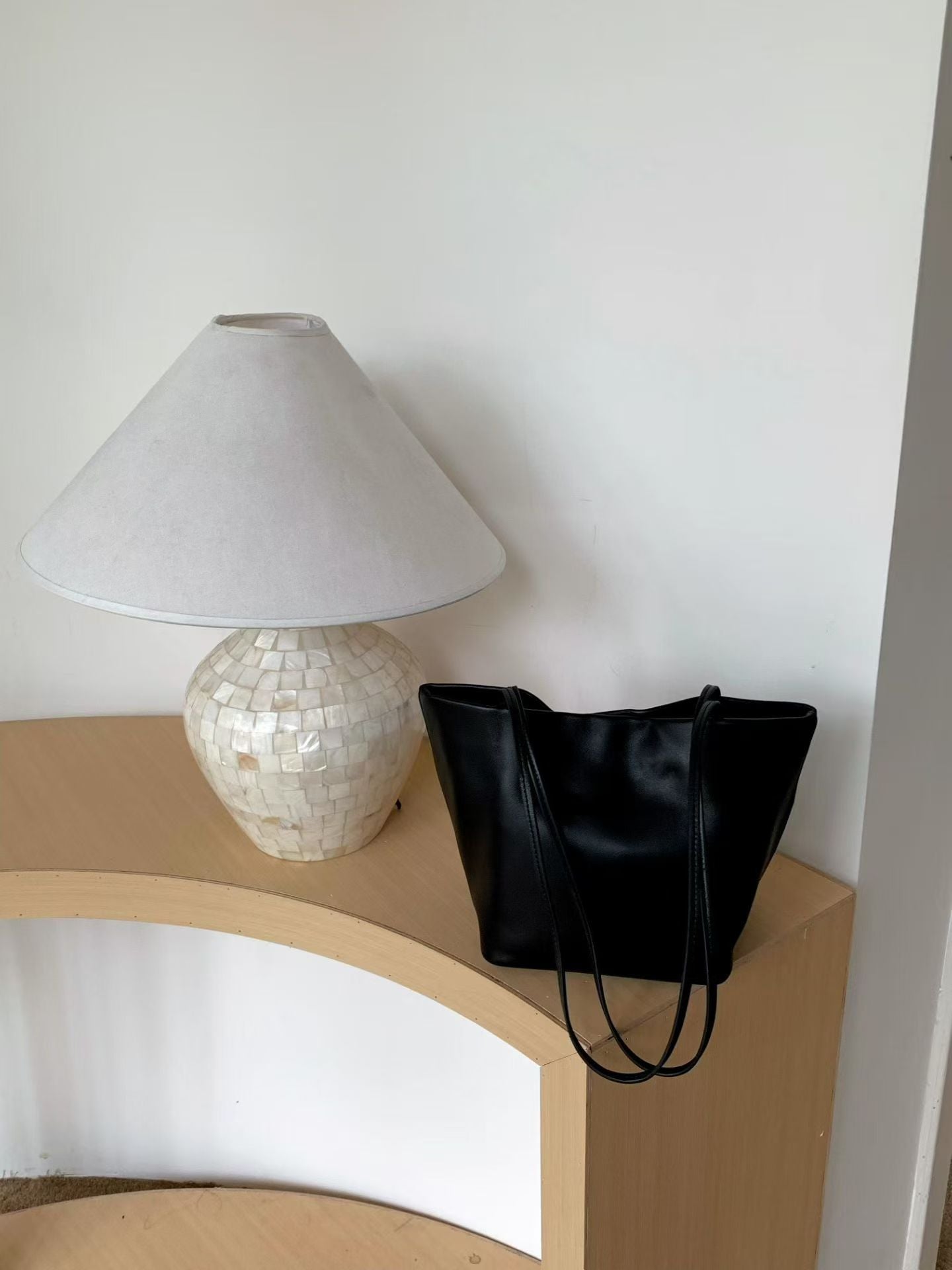 Niche Vintage Sheepskin Black Korean Style Fashion Popular Women's Shoulder Bag