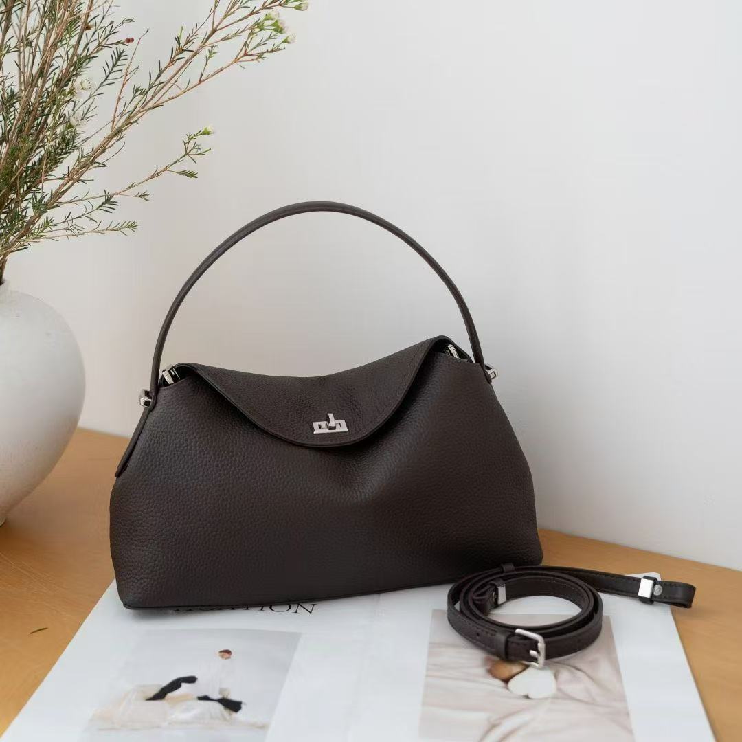 Women's Black Large Capacity High-grade First Layer Handbags