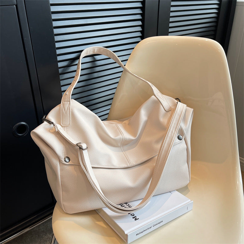 Women's Large Capacity Fashion Western Style Solid Tote Bag