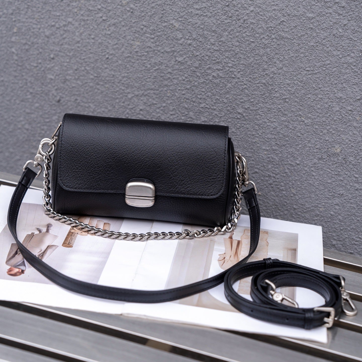 Women's Genuine Leather Design Envelope High-grade Commute Women's Shoulder Bag