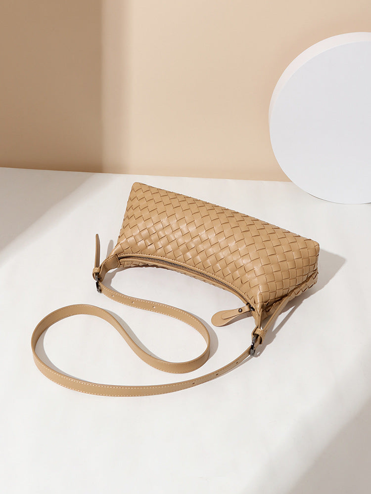 French Woven Baguette Fashionable Soft Leather Dumpling Bags