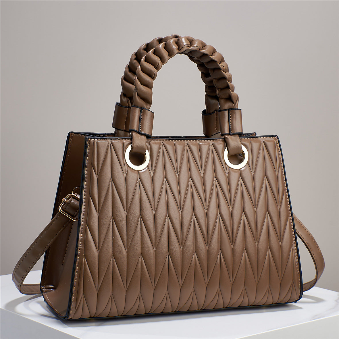 Women's Leaf Pattern Advanced Texture Solid Color Practical Handbags