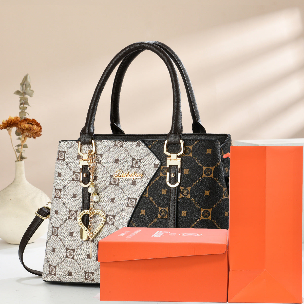 Women's Gift Mother Commuter Fashion Large Capacity Women's Handbag