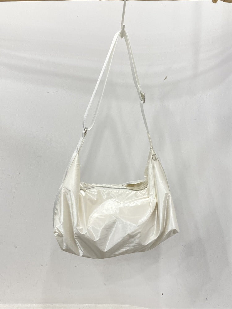 Women's Retro Textured Elegant Lightweight Satin Western Style Niche Soft Women's Shoulder Bag