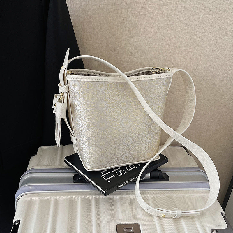 Chinese Style Song Dynasty Brocade Embroidered Portable Self-made Cloth Handmade Bucket Bags