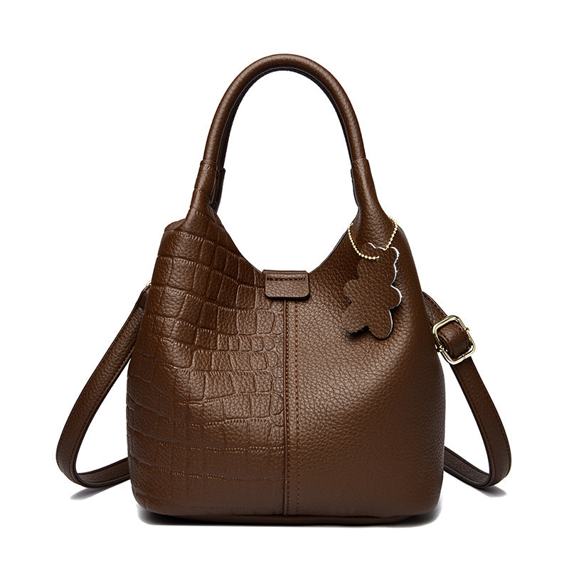 Pretty Women's Fashion Western Style Commuter Women's Handbag