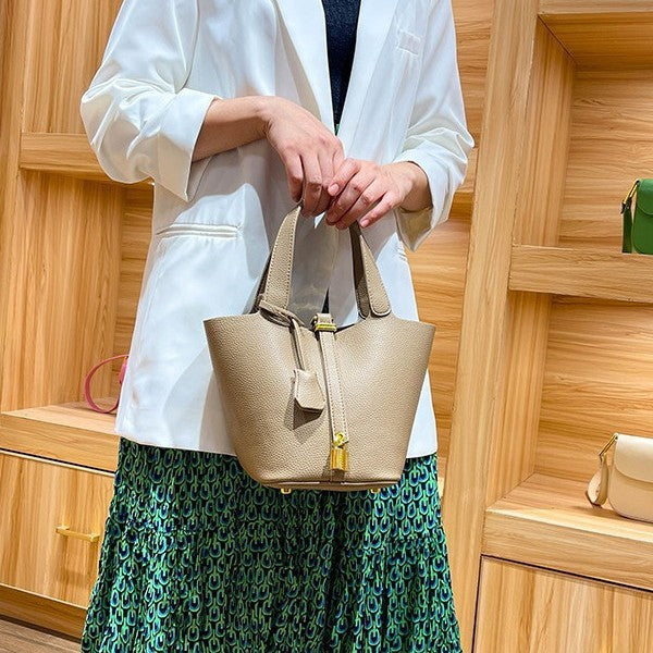 Women's Genuine Leather Simple Textured Fashion Commuter Bucket Bag