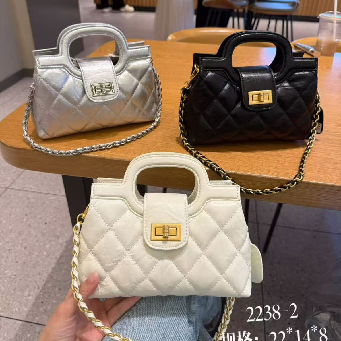 Women's Classic Style Diamond Pattern Chain Summer Vegetable Tanned Women's Messenger Bag
