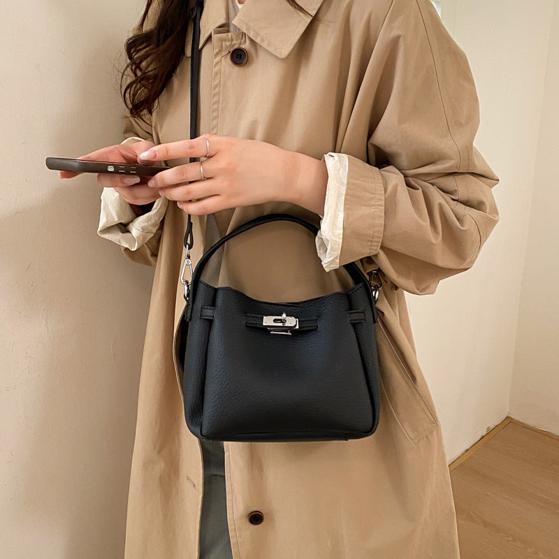 Attractive Women's Popular Fashion High-grade Portable Bucket Bag