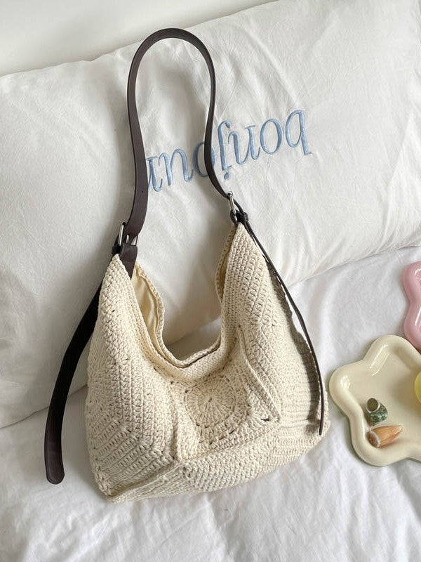 Women's Loose Feeling Large Capacity Vacation Style Straw Bags
