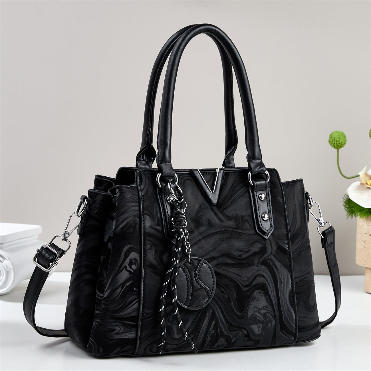 Women's Fashion Large Capacity Mom Elegant Commuter Women's Handbag