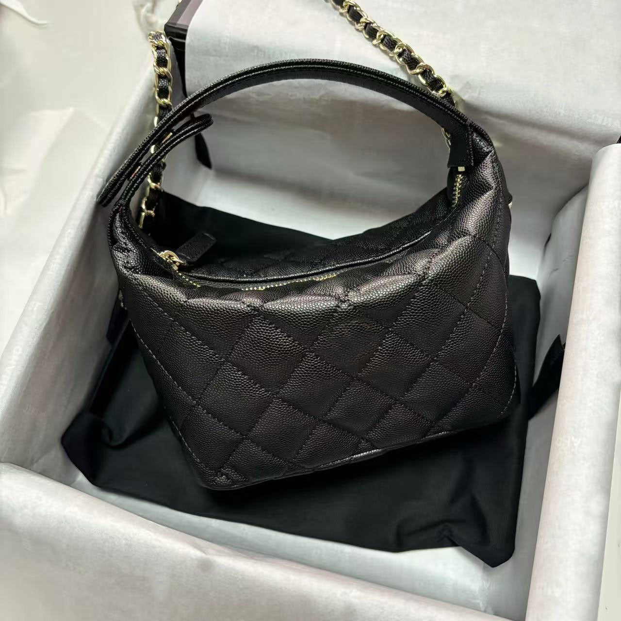 Rhombus Chain Cowhide Lunch Box Mini Fashion Underarm Bag
