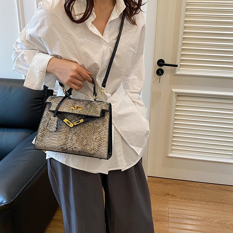 Women's Classic Fashion Kelly Snake Pattern African Women's Shoulder Bag