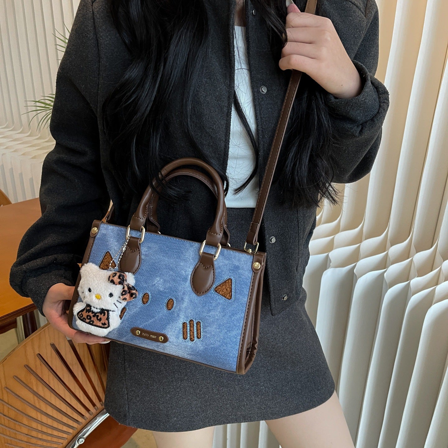 Women's Large Capacity Cute Light Luxury High-grade Women's Messenger Bag