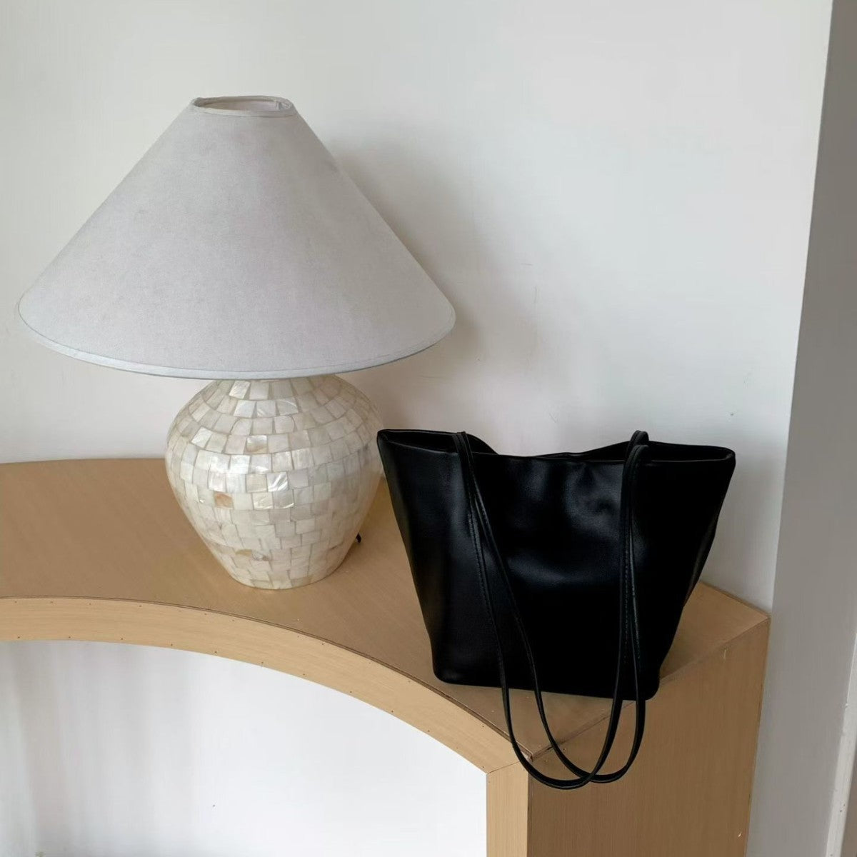 Niche Vintage Sheepskin Black Korean Style Fashion Popular Women's Shoulder Bag