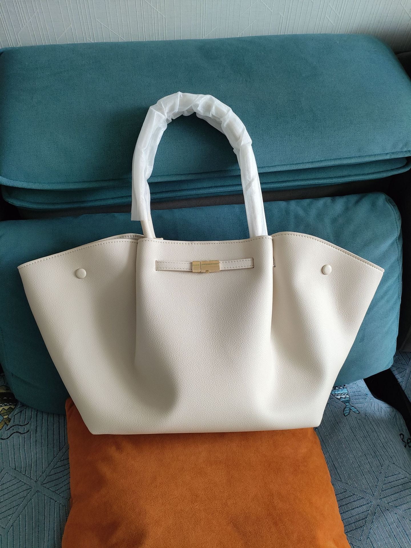 British Niche Wings Style Large Capacity Handbags